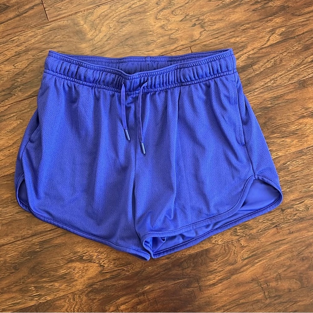 Athletic shorts
